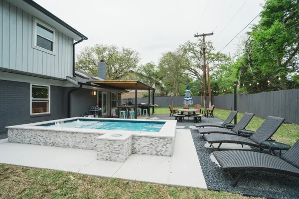 Photo 1 - Casa da Vida | Poolside Fun & Comfort 4BR/2.5BA