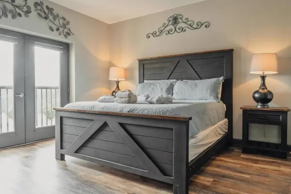 Photo 1 - Unit 3403 - Mountain View Condos