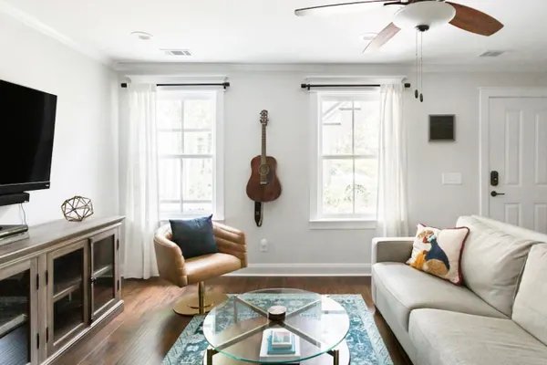 Photo 1 - Downtown Garden Home in Federal-Style Rowhouse With Parking