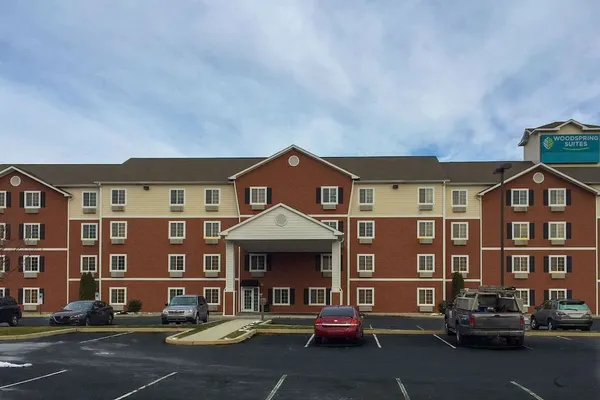 Photo 1 - WoodSpring Suites Allentown Bethlehem