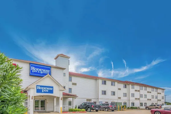 Photo 1 - Rodeway Inn & Suites Port Arthur - Groves