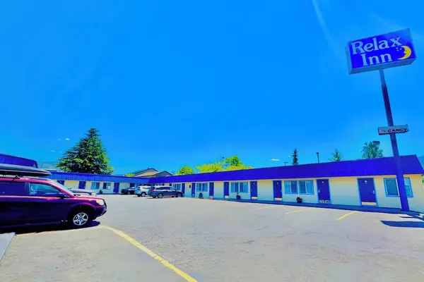 Photo 1 - Relax Inn At Ashland