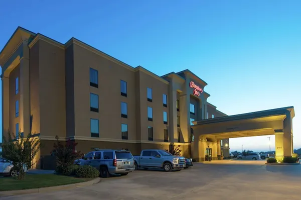 Photo 1 - Hampton Inn Yazoo City