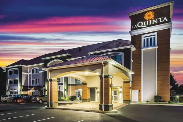 Photo 1 - La Quinta Inn & Suites by Wyndham Chambersburg