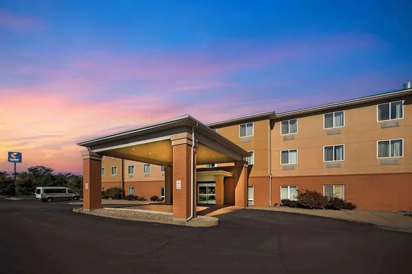 Photo 1 - Comfort Inn & Suites Porter near Indiana Dunes