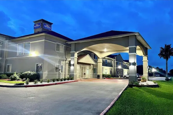 Photo 1 - Baymont by Wyndham Texas City