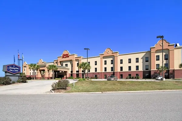 Photo 1 - Hampton Inn & Suites New Iberia Avery Island