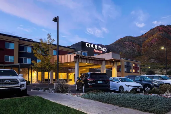 Photo 1 - Courtyard by Marriott Glenwood Springs