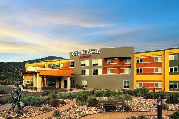 Photo 1 - Courtyard by Marriott Glenwood Springs