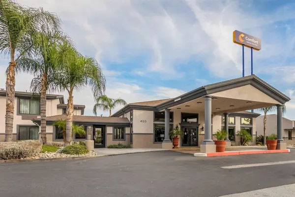 Photo 1 - Comfort Inn & Suites Colton