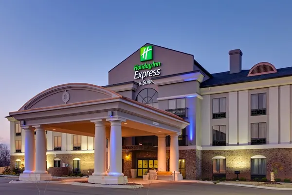 Photo 1 - Holiday Inn Express & Suites Covington by IHG