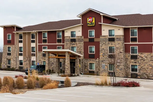 Photo 1 - My Place Hotel - Overland Park