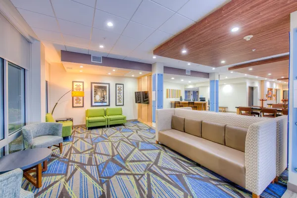 Photo 1 - Holiday Inn Express & Suites Remington by IHG