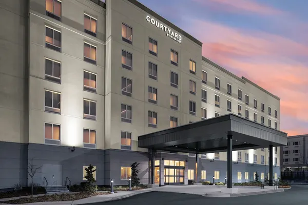 Photo 1 - Courtyard by Marriott Seattle SeaTac Airport