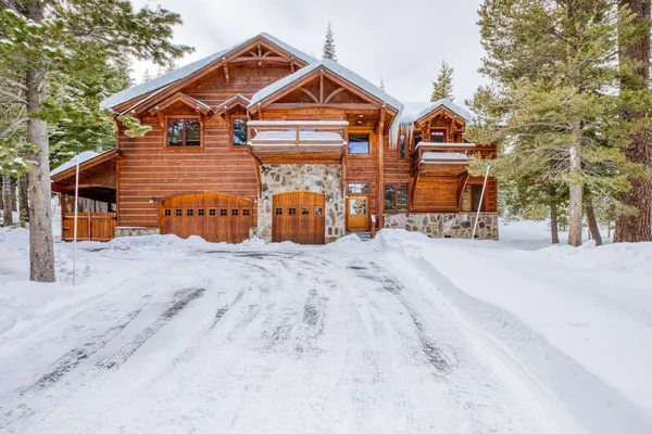 Photo 1 - Bear Meadows Lodge - Hot Tub - Tahoe Donner 6 Bedroom Home by RedAwning