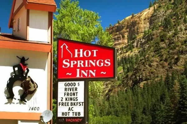 Photo 1 - Hot Springs Inn