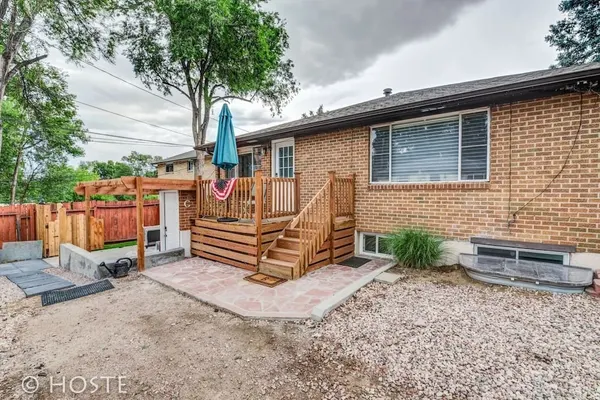 Photo 1 - 1 Br70's Inspired Comfy Condoclose to Broadmoor