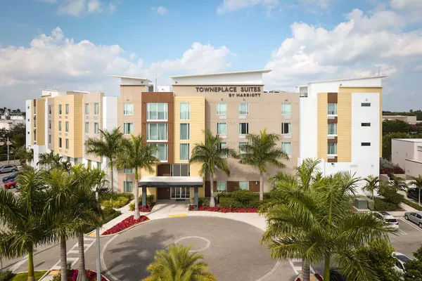 Photo 1 - TownePlace Suites by Marriott Miami Kendall West