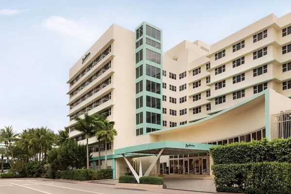 Photo 1 - Radisson Resort Miami Beach