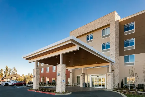 Photo 1 - Holiday Inn Express & Suites Bend South by IHG