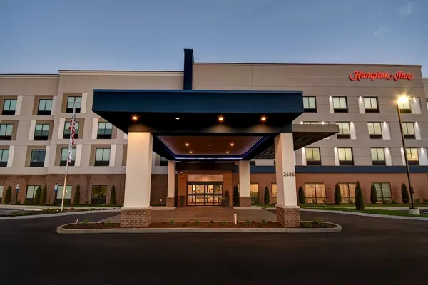 Photo 1 - Hampton Inn Pleasant View, TN