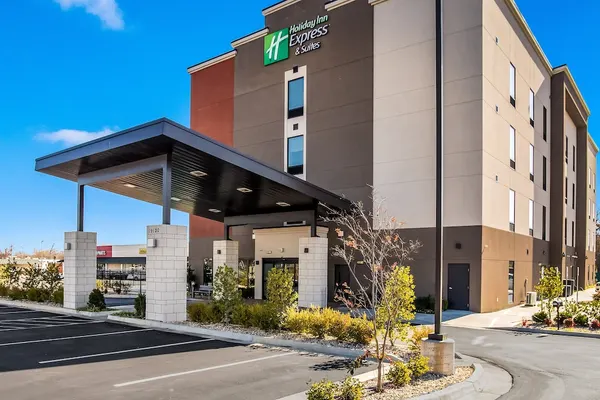 Photo 1 - Holiday Inn Express & Suites Tulsa East - Catoosa by IHG