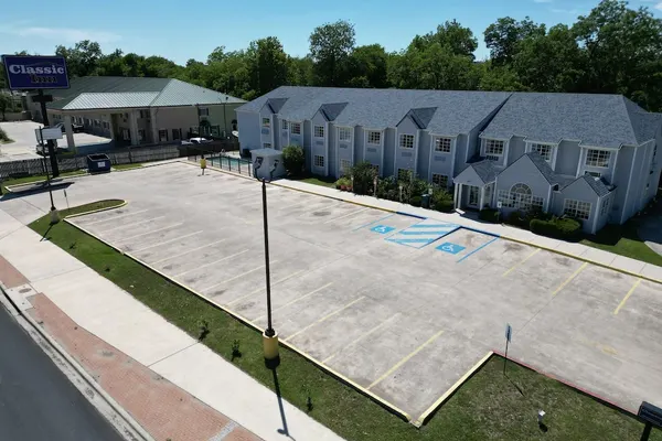 Photo 1 - Classic Inn