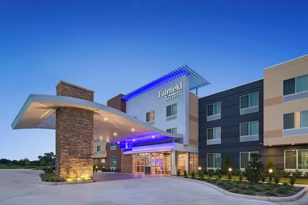 Photo 1 - Fairfield Inn & Suites by Marriott Houston Richmond