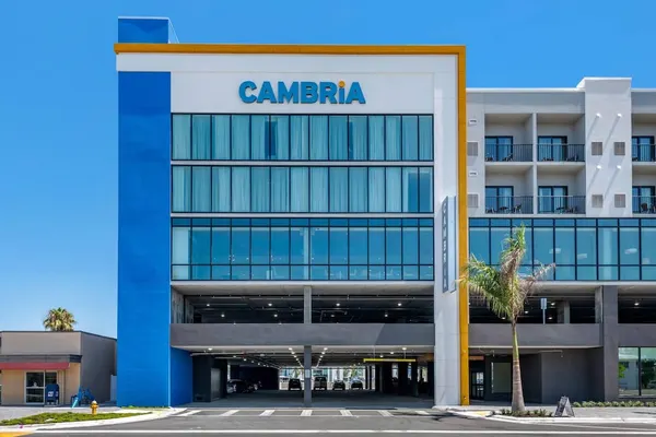 Photo 1 - Cambria Hotel St Petersburg-Madeira Beach Marina