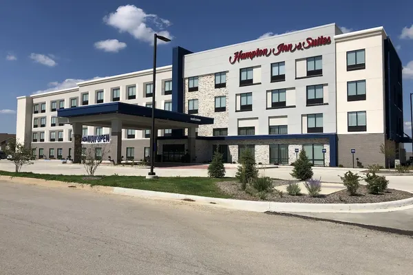 Photo 1 - Hampton Inn & Suites Pekin Peoria Area