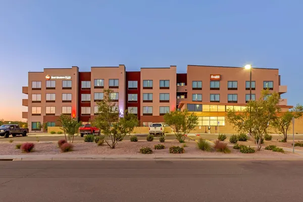 Photo 1 - Best Western Plus Executive Residency Phoenix North Happy Valley