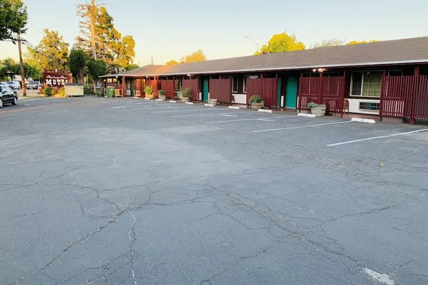 Photo 1 - Pacheco Pass Motel