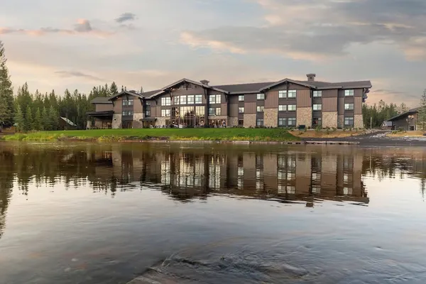 Photo 1 - SpringHill Suites by Marriott Island Park Yellowstone