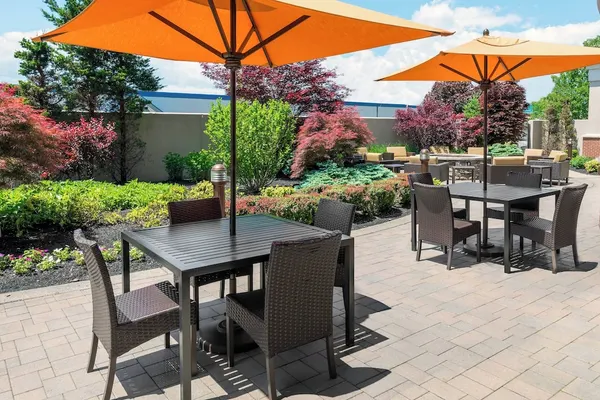 Photo 1 - Courtyard Buffalo Airport