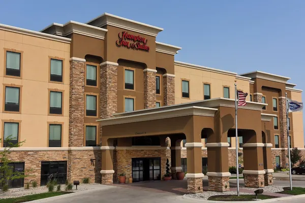 Photo 1 - Hampton Inn & Suites by Hilton Fargo Medical Center