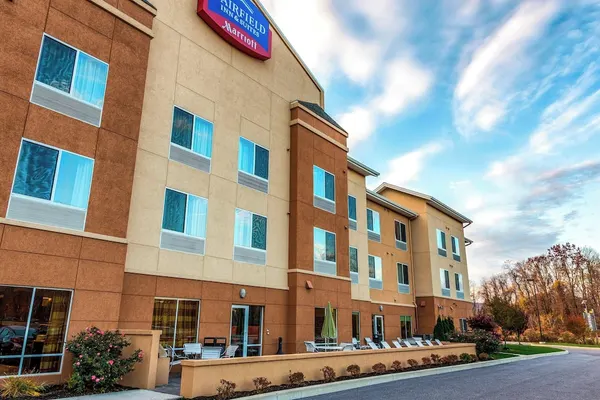 Photo 1 - Fairfield Inn & Suites by Marriott Harrisburg West