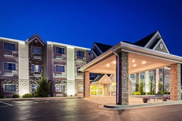 Photo 1 - SureStay Plus Hotel by Best Western Buckhannon