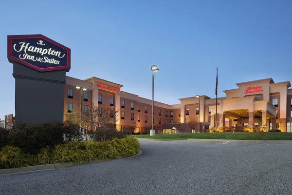 Photo 1 - Hampton Inn & Suites Edgewood/Aberdeen-South