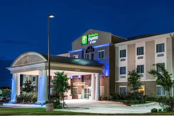 Photo 1 - Holiday Inn Express & Suites Cotulla, an IHG Hotel