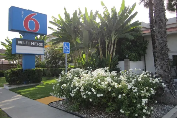 Photo 1 - Motel 6 Anaheim, CA