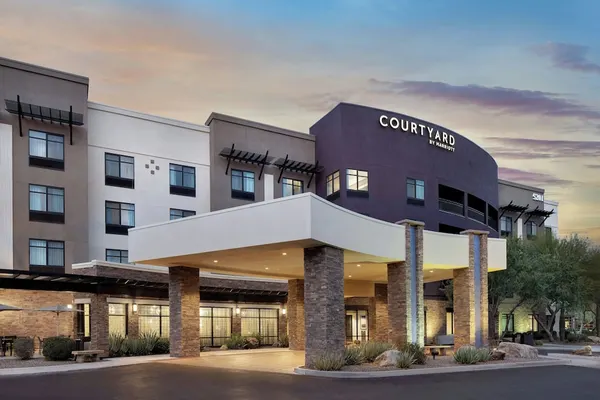 Photo 1 - Courtyard Scottsdale Salt River
