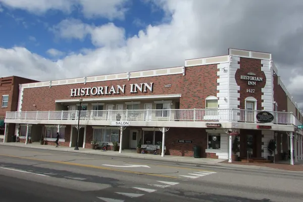 Photo 1 - Historian Inn