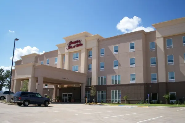 Photo 1 - Hampton Inn & Suites Denison