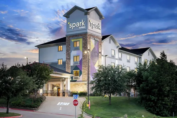 Photo 1 - Spark by Hilton Longview