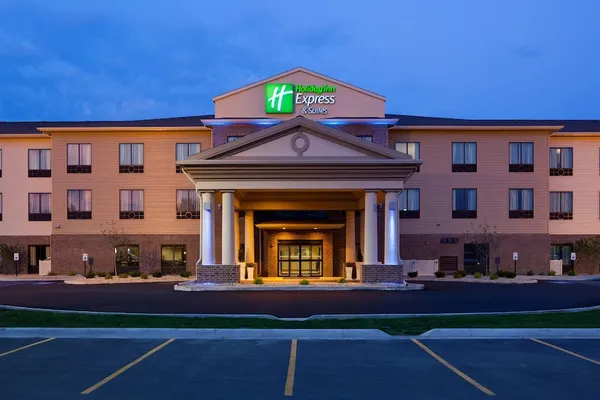 Photo 1 - Holiday Inn Express and Suites Mason City, an IHG Hotel