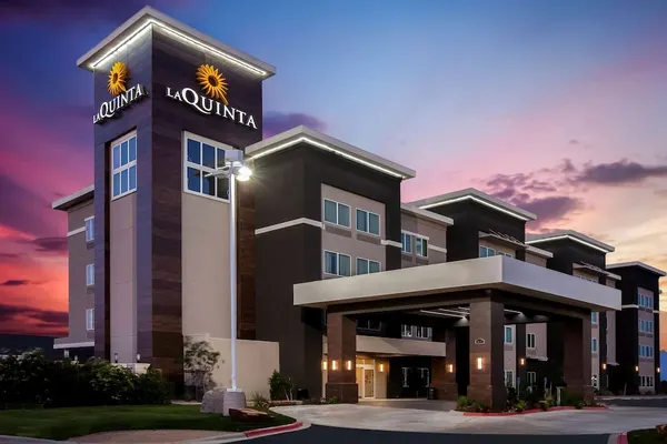 Photo 1 - La Quinta Inn & Suites by Wyndham Odessa North