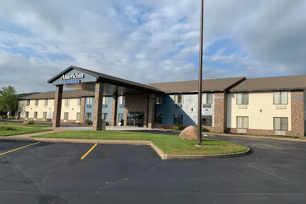 Photo 1 - AmericInn by Wyndham Prairie du Chien