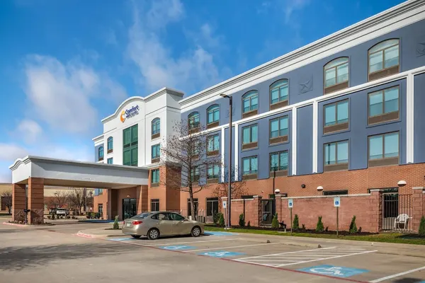 Photo 1 - Comfort Inn & Suites Frisco East - McKinney