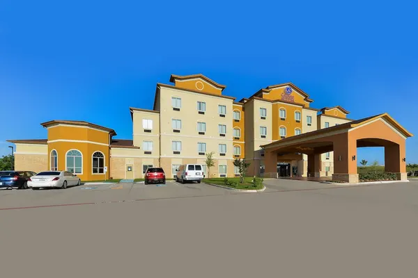 Photo 1 - Comfort Suites Lake Worth