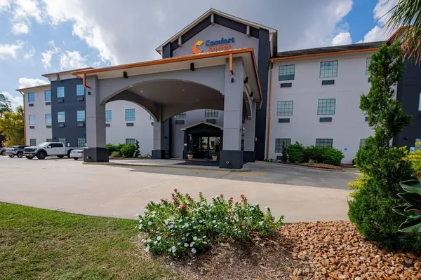 Photo 1 - Comfort Suites Oil Center